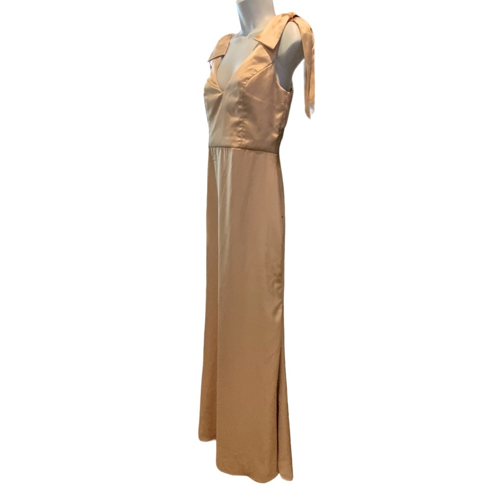 Lulu’s Evening Gown NEW Beige Gold Satin V Neckline In Front And Back Zip Large